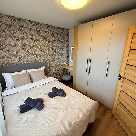 Lägenhet Freshly Renovated Modern